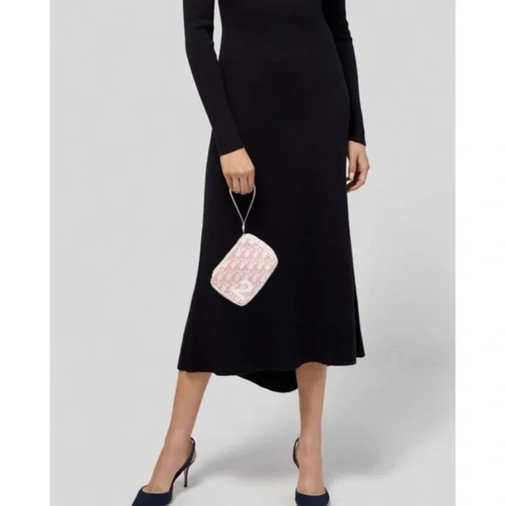 *SOLD* Christian Dior Clutch - Picture 10 of 10